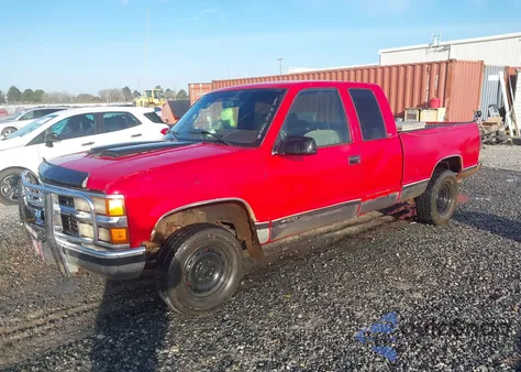 1997 Chevrolet K1500 Fleetside z USA, uszkodzony, nr VIN 2GCEK19R1V1209427